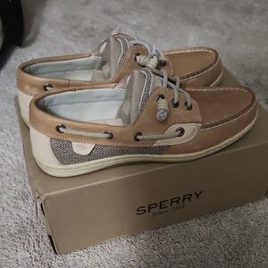 Sperry Tan and Cream Flats